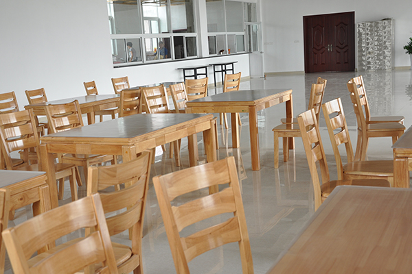 Espectáculo de la empresa de aluminio Runfa